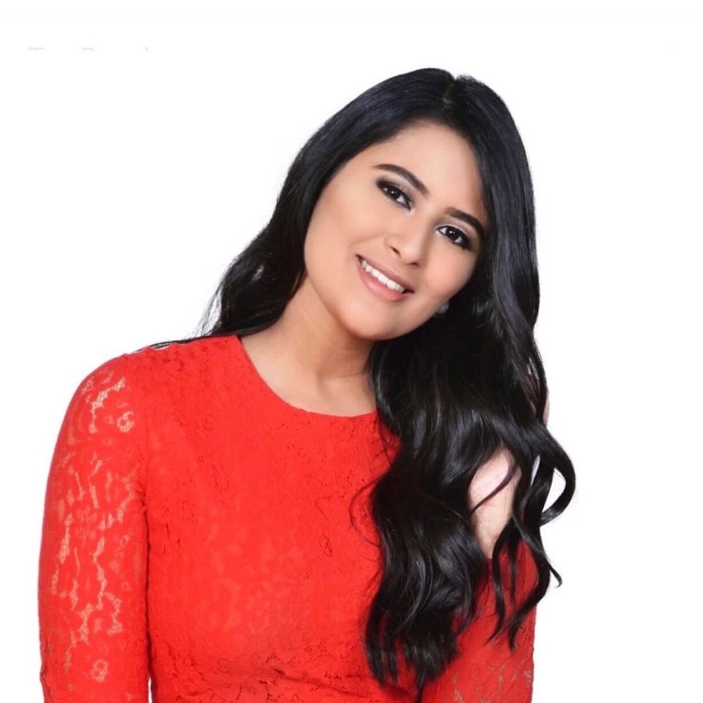 Meet your Posher, Carla